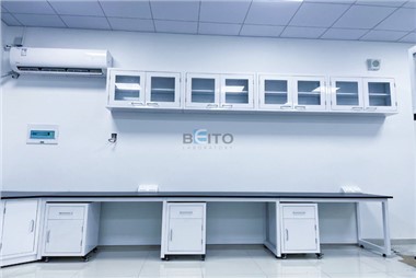 Projekt stołu laboratoryjnego chemii